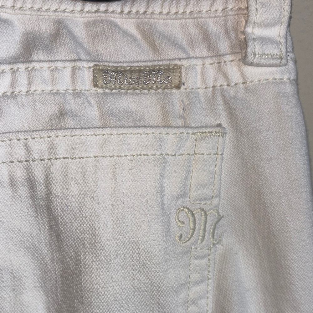 Miss‎ Me Signature Midrise White Distressed Cuffed Skinny Jeans - Picture 5 of 8